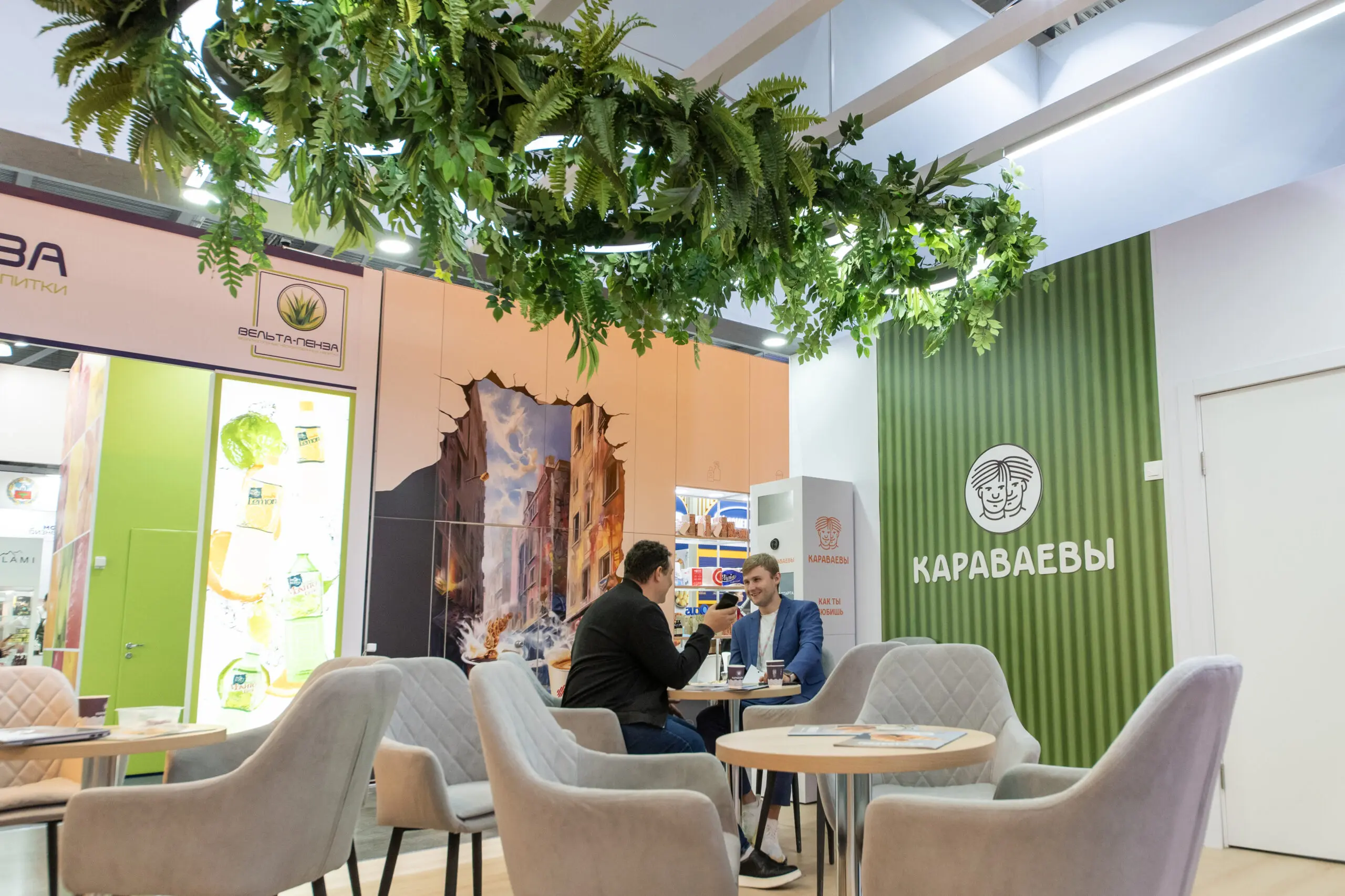 Изображение проекта: детали стенда